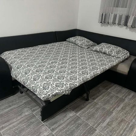 Anita Guest House Tivat Bagian luar foto