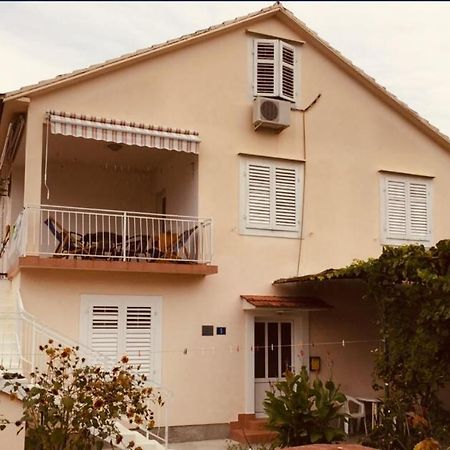 Anita Guest House Tivat Bagian luar foto
