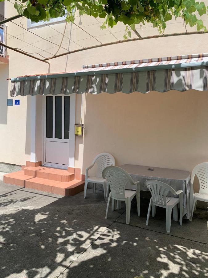 Anita Guest House Tivat Bagian luar foto