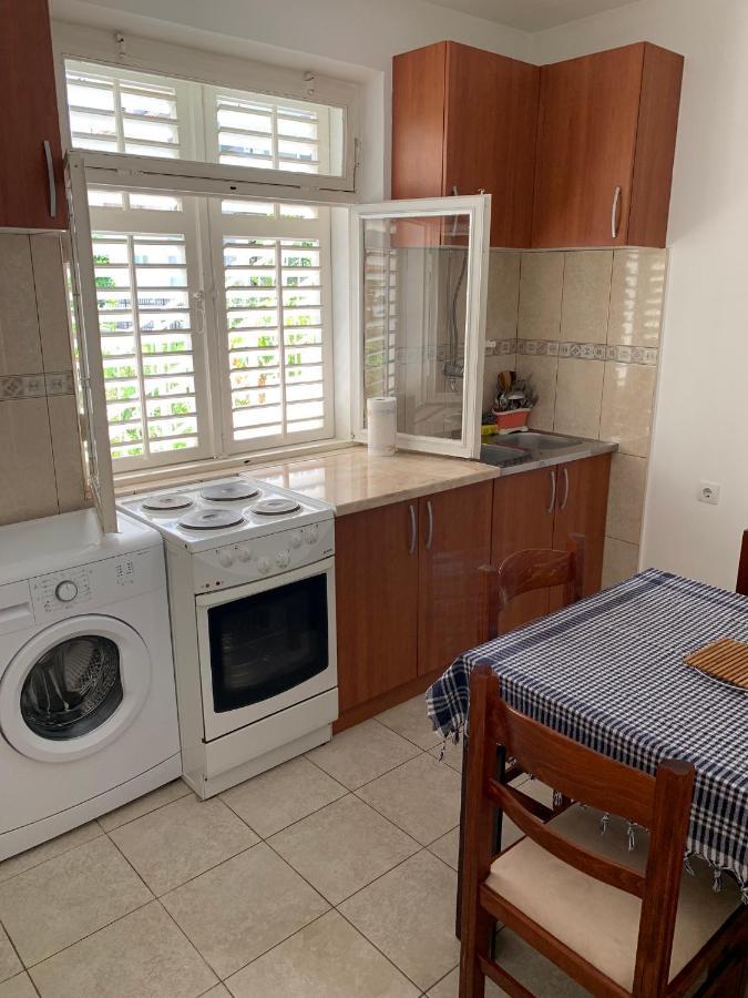 Anita Guest House Tivat Bagian luar foto