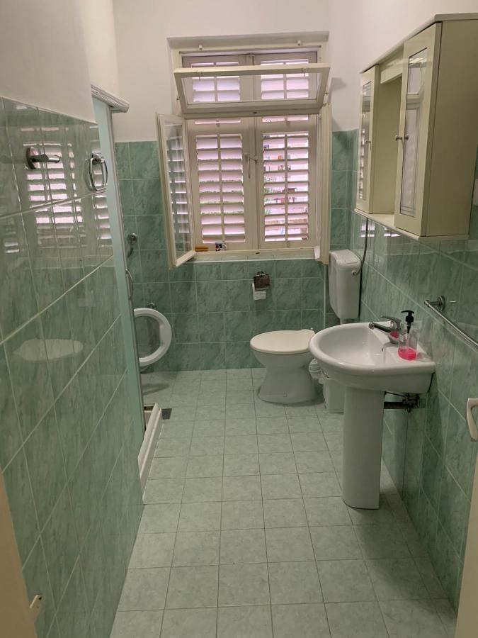 Anita Guest House Tivat Bagian luar foto